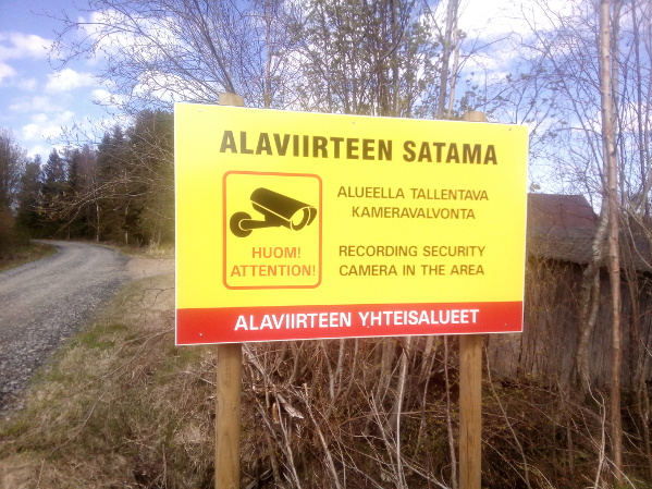kameravalvonnasta kertova kyltti